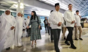 Silaturahmi di Cikeas: Anies Baswedan Hadiri Halalbihalal SBY Meski Tanpa Undangan hhxvbccwdcfafpvsz