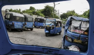 Tindak Tegas Premanisme Jakarta, Pramono Anung Tanggapi Video Perusakan Bajaj di Tanah Abang jswhqyxnkqzvkg