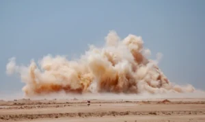 Jelang Pemakaman Khamenei, Iran Hujani Infrastruktur Militer AS dengan Serangan jvsbqjmkzkhqzsyvffvpq