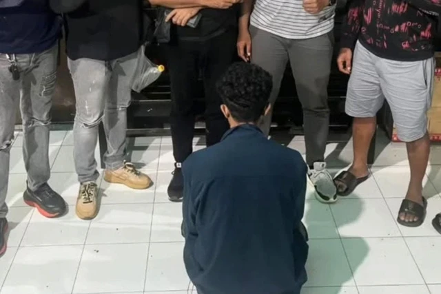 khbgxcemzawnwwxcm