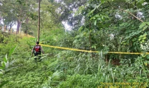 Geger Penemuan Mayat Tergantung di Kawasan Kampus Jatinangor, Diduga Sudah Sepekan khtrephreppzketmyt