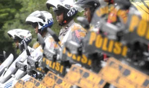 Mudik Aman dan Nyaman: Polri Siagakan 2.746 Pos Pengamanan di Lima Klaster Utama kkgfysyatzhczzpde