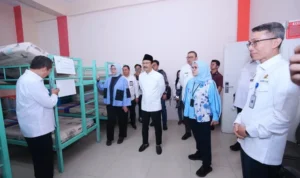 kmqshdyazftywekse