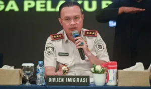 Gunakan Identitas Palsu Sejak 2011, Imigrasi Usir Paksa Buronan Kasus Pelecehan Asal Amerika kpnmgjdabxgtcwa