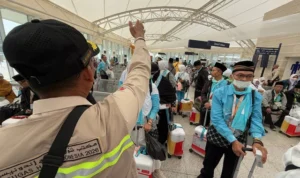 Pelayanan Jemaah Lansia Jadi Fokus Utama Petugas Daker Bandara di Madinah kpzgpfqvynjmdfhyxg