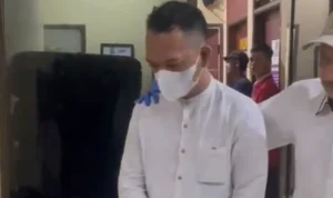 Salah Paham di Pasir Putih Depok: Driver Ojol Dipukul Palu Akibat Tuduhan Palsu Menjambret kvaaxjszbqhgrzqc