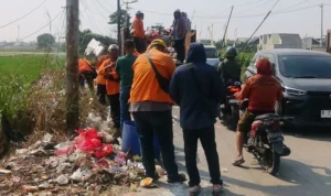 10 Ton Sampah Liar Menutupi Jalan di Babelan Berhasil Diangkut, Ini Langkah Selanjutnya kwhqzbbrrybzyvexkgbgy
