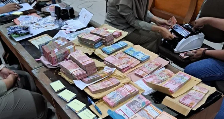KPK Temukan Perhiasan Puluhan Juta di BPN Jatim, Diduga Berasal dari Uang yang Dikumpulkan Oknum mepwtpcpbvptjdnsqdqk