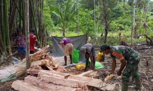 Anggota Koramil Pantai Barat Aktif Monitoring Wilayah