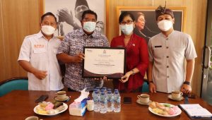 Pemkab Buleleng Raih "Silver Champion Branding Tourism and Creative Campaign Award"