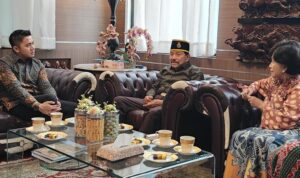 AM Hendropriyono Puji Etika dan Kapasitas Seskab Teddy Indra Wijaya IMG WA