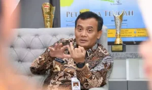 Gubernur Ahmad Luthfi Tangani Banjir Pantura Semarang-Demak, Siapkan Dapur Umum dan Pompa Air