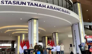 Prabowo Tenangkan PT KAI di Tengah Polemik Utang Proyek Whoosh