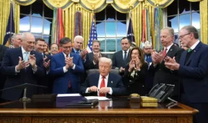 Trump Akhiri Shutdown Terpanjang di AS, Sindir Partai Demokrat