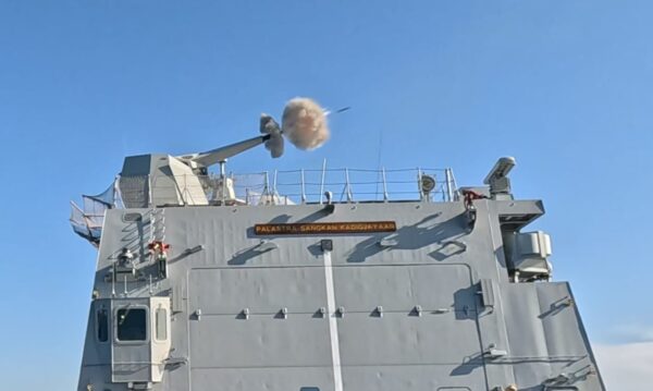 Momen Perdana Meriam 76 mm KRI Prabu Siliwangi-321 Menggelegar di Lautan dalam Uji Coba Lanjutan ce afbce