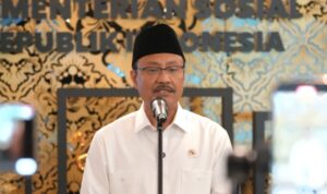 Menteri Sosial Saifullah Yusuf