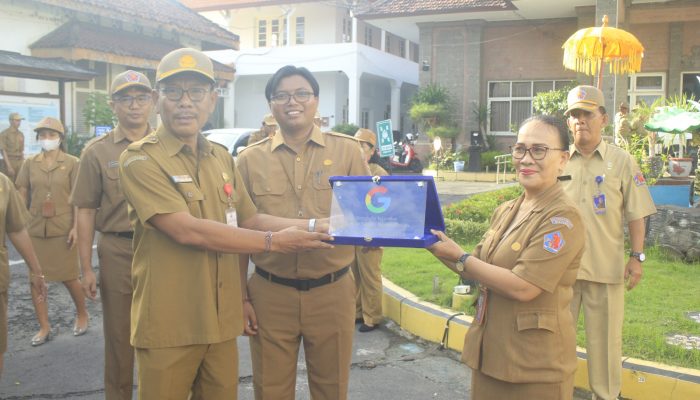 Luar Biasa! SMPN 1 Sukasada Menjadi Sekolah Rujukan Google