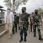 Pangdam V/Brawijaya Kunjungi Rumah Rafi Aremania Korban Penendangan Oknum Prajurit TNI Pada Kerusuhan di Stadion Kanjuruhan Malang
