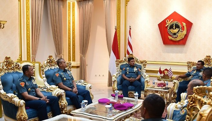 Dankormar Terima Laporan Korps Kenaikan Pangkat Tiga Pati Korps Marinir