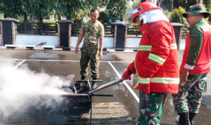 Tepung Anti-Rambat Api Diuji, Kodim 0101/KBA Perkuat Pasukan Siaga Karhutla E