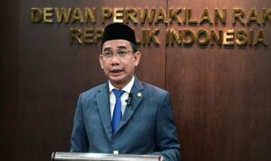 Komisi III DPR RI memberikan apresiasi terhadap kinerja Jaksa Agung ST Burhanuddin atas capaian Satuan Tugas Penertiban dk