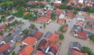 hari banjir rendam karawang jiwa terdampak mcn