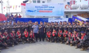 Bukan Cuma Jaga Laut! Kapal Pengawas KKP Kini Angkut Bantuan untuk Korban Gempa NTT WhatsApp Image at