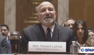 Howard Lutnick Akui Pernah Berada di Pulau Epstein, Tekanan Politik Menguat WhatsApp Image at
