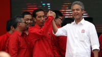 Siapkan Teknisnya, Jokowi Bisik-bisik ke Ganjar soal Kerja Sehabis Dilantik