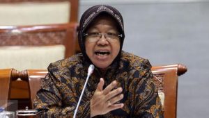 Ada Selisih PNS Penerima Bansos, Ini Keterangan Risma