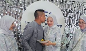 Momentum Syukuran Pernikahan Perak ke-25 Budhi Achmadi Jadi Ajang Silaturahmi Keluarga bf cb b dddfc
