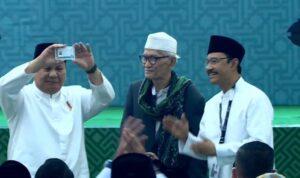 Prabowo Dapat KTA NU Seumur Hidup, Momen Ini Terjadi di Penutupan Muktamar ke-35 WhatsApp Image at
