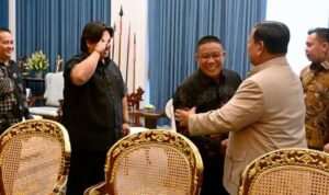 Bertemu Prabowo, Panglima Jilah Ungkap Cara Masyarakat Adat Awasi Pembakaran Lahan WhatsApp Image at