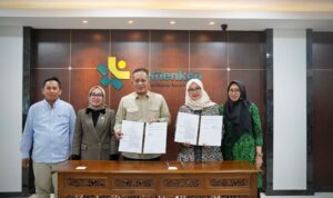 Dorong Ekonomi Desa, Kemenkop–Banyuwangi Teken Kerja Sama Pengembangan Kopdes Merah Putih afd bbb b acc dce