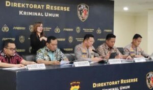 Dirreskrimum Polda Metro Jaya Kombes Iman Imannudin (kedua dari kiri) saat konferensi pers di Mapolda Metro Jaya Jakarta Selatan pada Jumat April RMOL