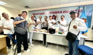 Zulmansyah Sekedang Dkk Dukung Keputusan Dewan Pers, HCB Melawan