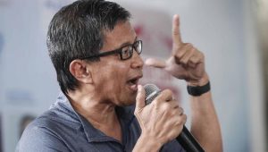 Buat Bully Saya! Rocky Gerung Mengaku: Tiba-tiba Masuk 75 Grup WA Baru