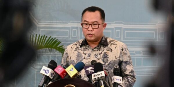 Kepala BRIN Arif Satria mengungkap potensi limbah sawit jadi listrik sebesar 3,9 gigawatt.