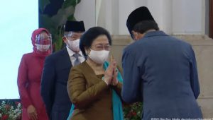 Dipimpin Jokowi, Megawati Soekarnoputri Ikrar Sumpah Jabatan Ketua Dewan Pengarah BRIN