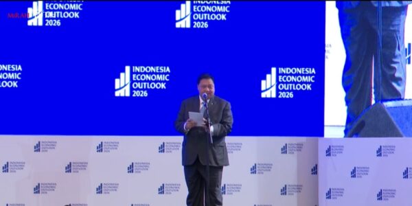 Menko Bidang Perekonomian Airlangga Hartarto dalam Indonesia Economic Outlook di Wisma Danantara Jakarta (Foto Youtube Sekretariat Presiden)