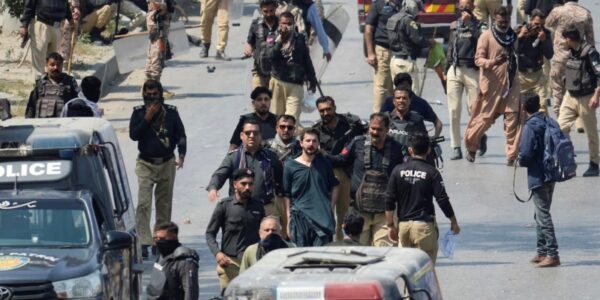 pakistan pro iran
