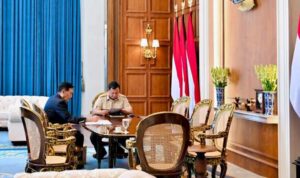 Prabowo-Luhut Bahas Strategi Ekonomi Nasional Hadapi Gejolak Global WhatsApp Image at