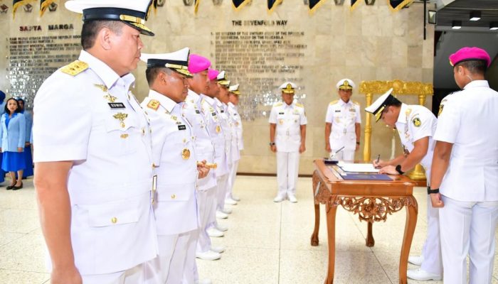 KASAL Pimpin Serah Terima Empat Jabatan Strategis Di Lingkungan TNI AL