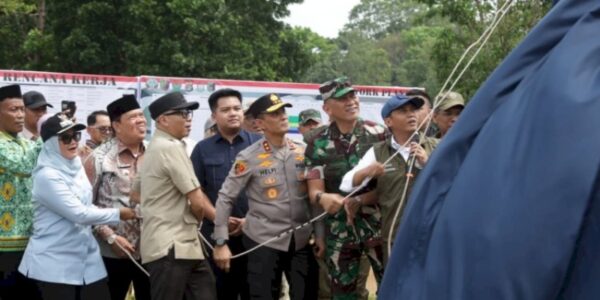 Kick off pembangunan pagar pembatas TNWI