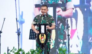 Pulang Kampung ke Balige, Jenderal Maruli Simanjuntak Ajak Generasi Muda Lestarikan Tradisi Batak af b f d cffea