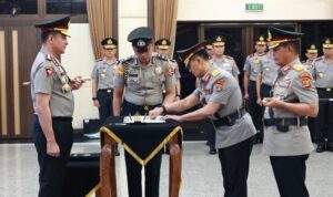 Tancap Gas, Kapolri Suyudi Rotasi Kakorlantas dan Tiga Kapolda WhatsApp Image at