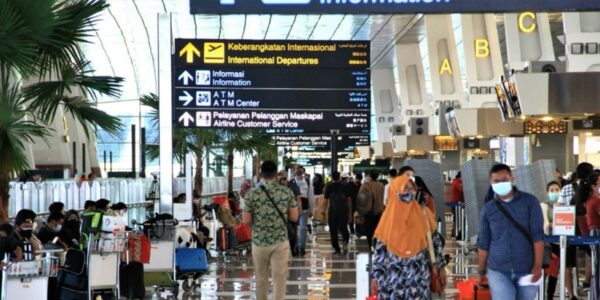 Bandara AP II