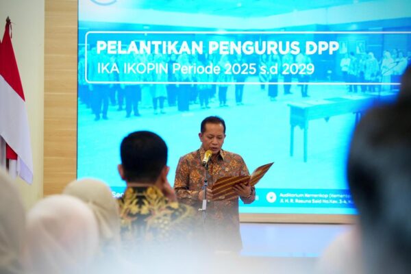 aeed b d dc ffdd