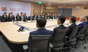 10 Perusahaan Perkebunan Disorot Singapura, Penyelidikan Karhutla Masuk Tahap Lanjut meeting between ministers and firms