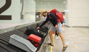 Bandara Timur Tengah Tutup, 270 Turis Asing di Bali Ajukan Izin Tinggal Darurat dfeedbdddbbfacebeddcaccccef